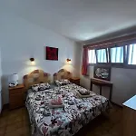 Vista Mar Y Piscina Climatizada شقة أرونا