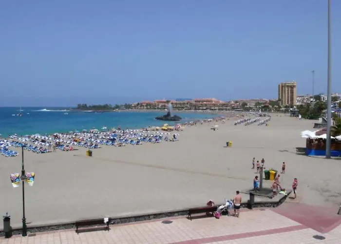 Vista Mar Y Piscina Climatizada Apartment *