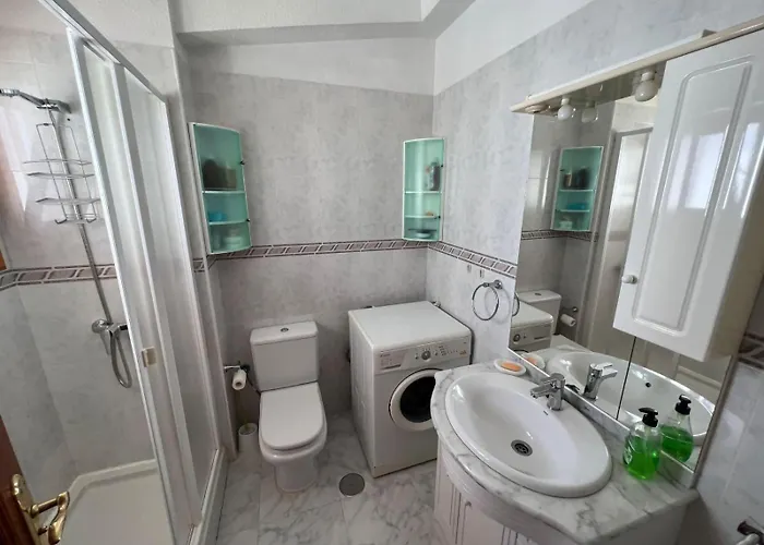 Vista Mar Y Piscina Climatizada *