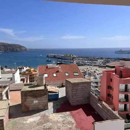 Vista Mar Y Piscina Climatizada Apartment *