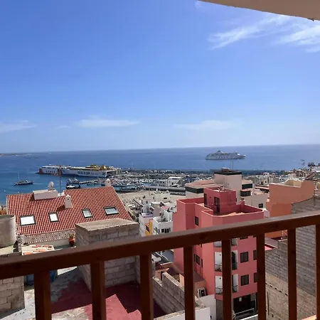 Vista Mar Y Piscina Climatizada 아파트 *
